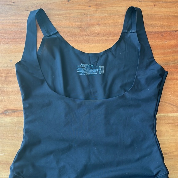 Wacoal Smooth Complexion Shapewear sz small - Picture 10 of 12